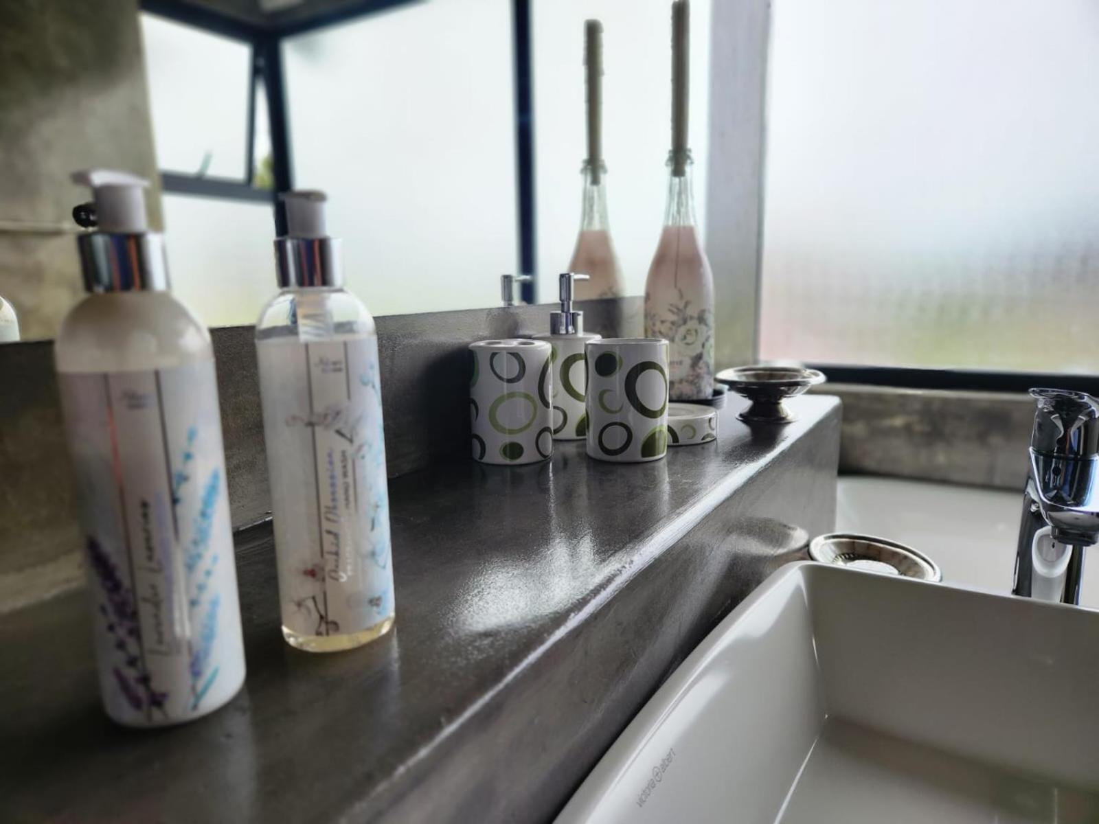 Moondust Near The Ocean, Food And Wine Holiday home *